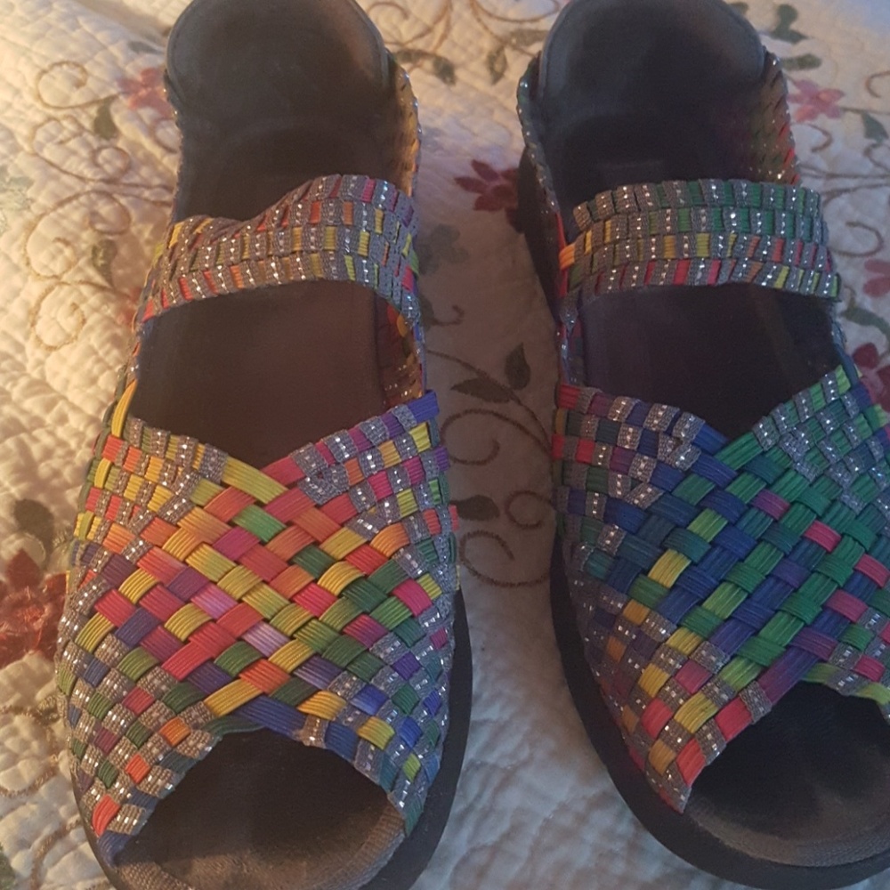 Shoes - Picture 2 of 4